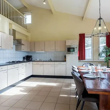 Сasa de vacaciones Vakantiechalet De Wilgenroos 142 *